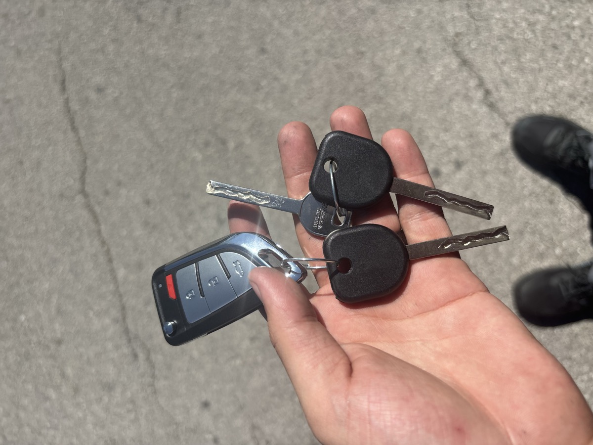 Car keys and key fob programmed by Right Choice Locksmith
